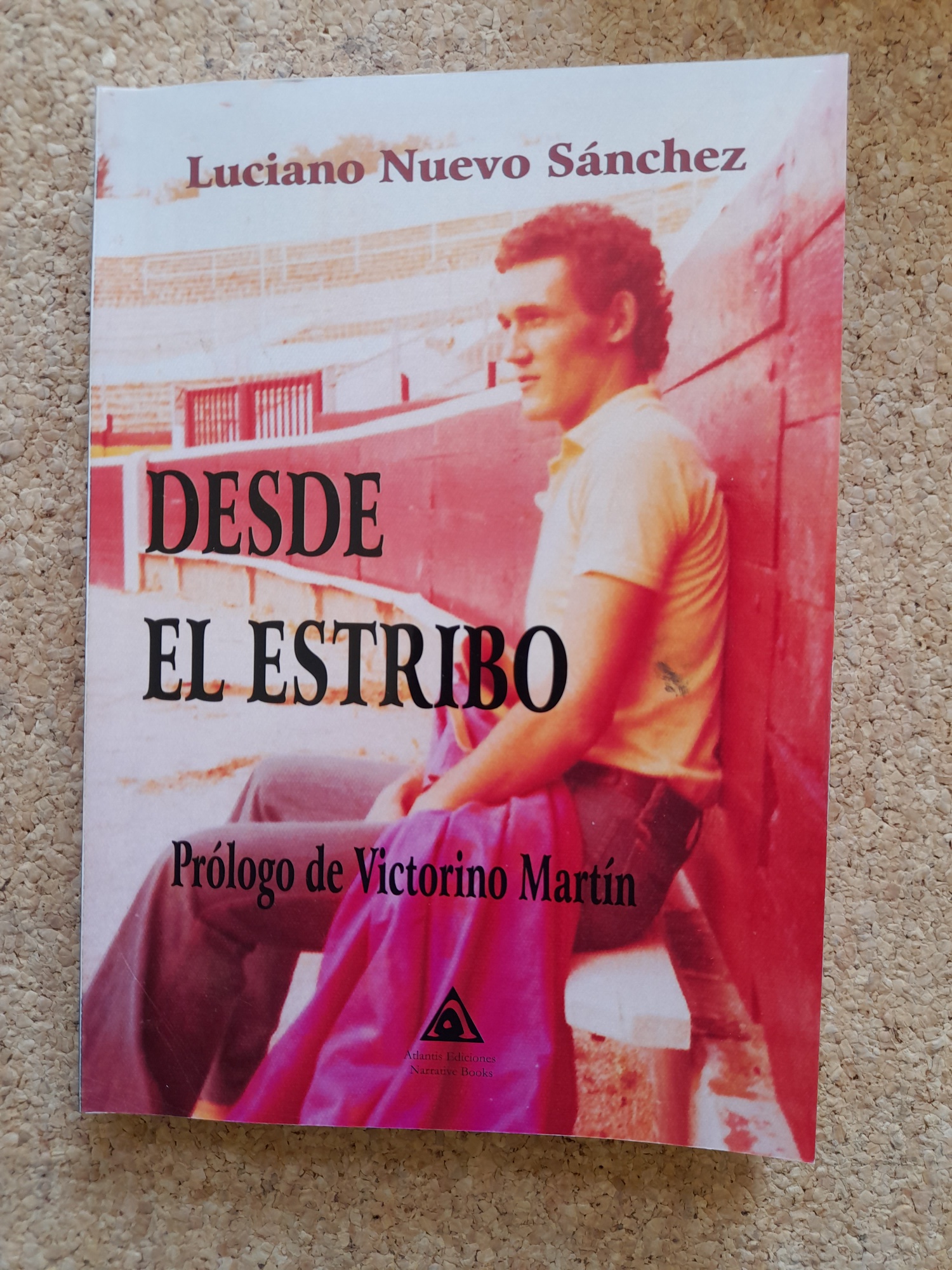 Desde el estribo. Prólogo de Victoriano.