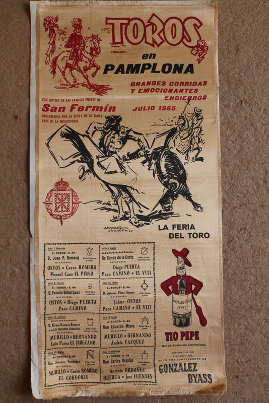 Cartel de toros de Pamplona. Grandes corridas y emocionantes encierros con motivo de las famosas Fiestas de San Fermín. Días 7 al 14 de julio de 1965.