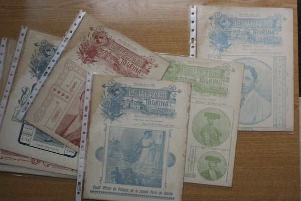 Verdad Taurina (La) Revista popular. Lote de 9 números, comprendidos entre el 223, 10 de abril de 1911, y el 234, 17 de julio de 1911.