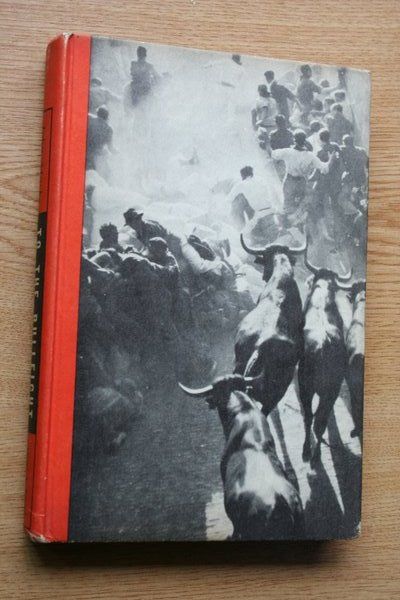 To the Bullfight. The spectator\'s guide.