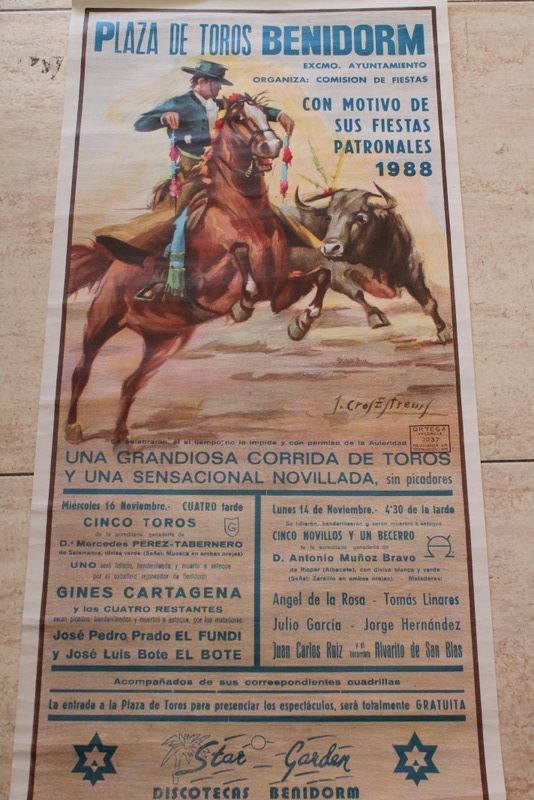 Cartel de toros de Benidorm. Fiestas Patronales 1988. 14 y 16 de noviembre.
