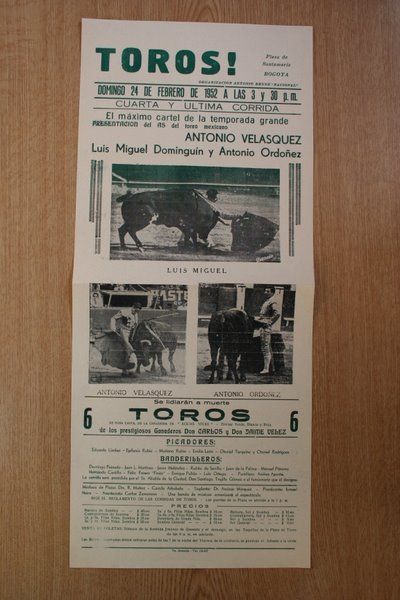 Cartel de toros de Bogotá. Santamaría. 1952.
