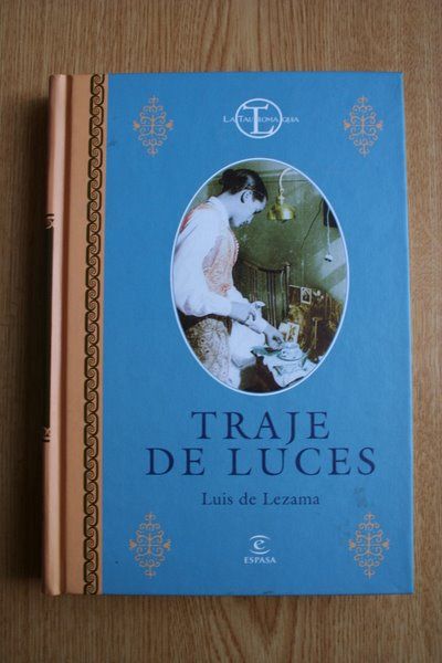 Traje de luces.