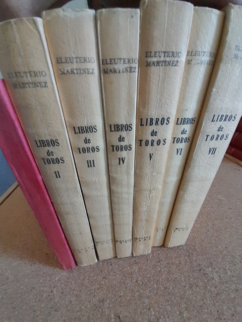 Libros de Toros. Tomos I al VII.