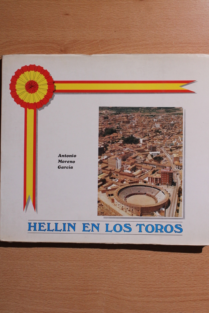 Hellín en los toros.