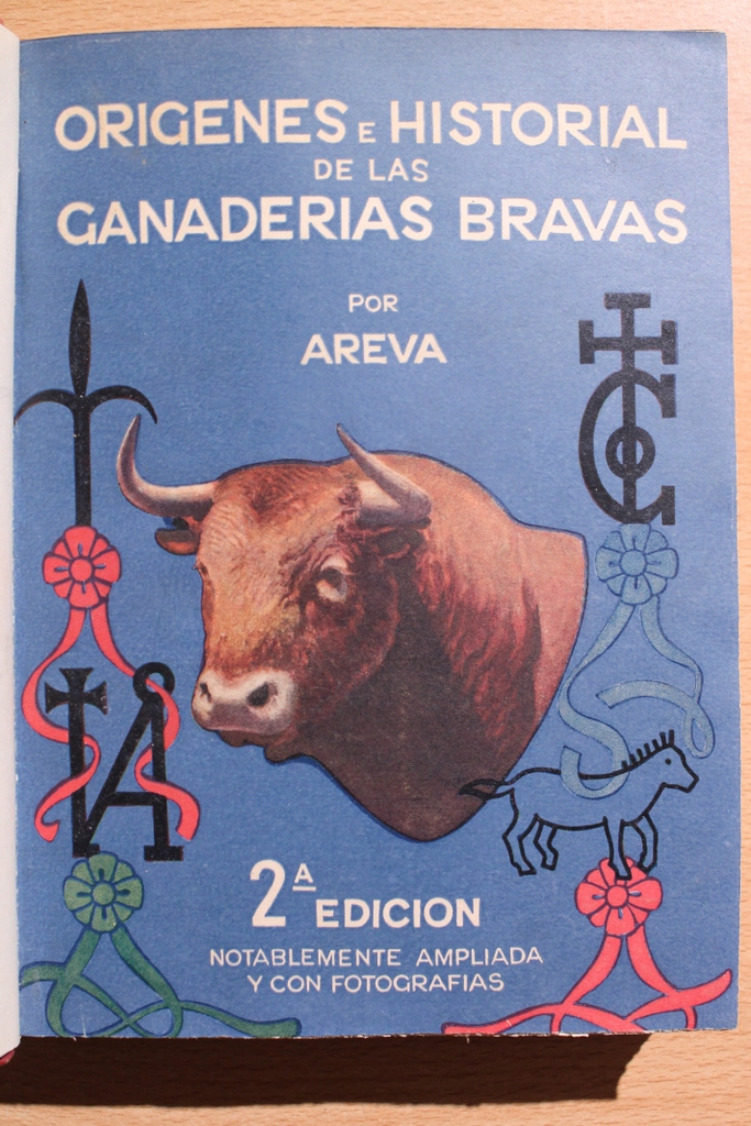 Orígenes e historial de las ganaderías bravas. Segunda edición ampliada. Prólogo de Antonino Montero. El honor en la divisa, por D. Luis Fernández Salcedo. La señal en las orejas, por D. Manuel García-Aleas. Le acompaña Apéndice a Orígenes e historial de las ganaderías bravas.