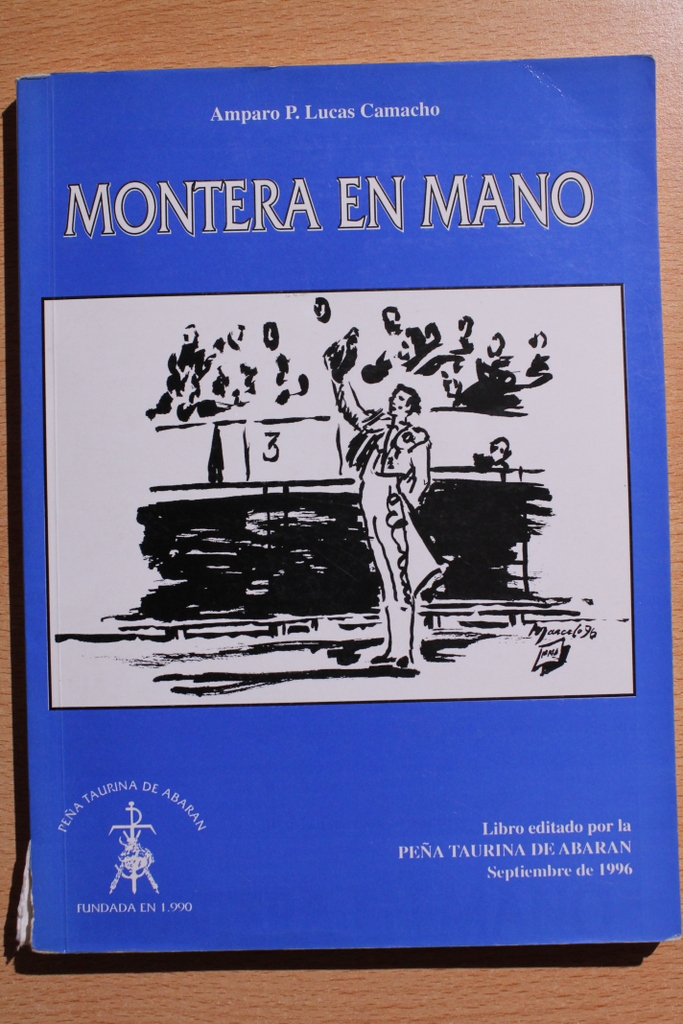 Montera en mano.