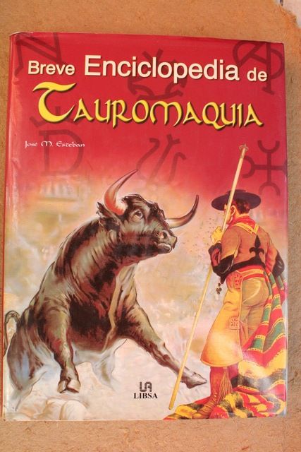 Breve Enciclopedia de tauromaquia.
