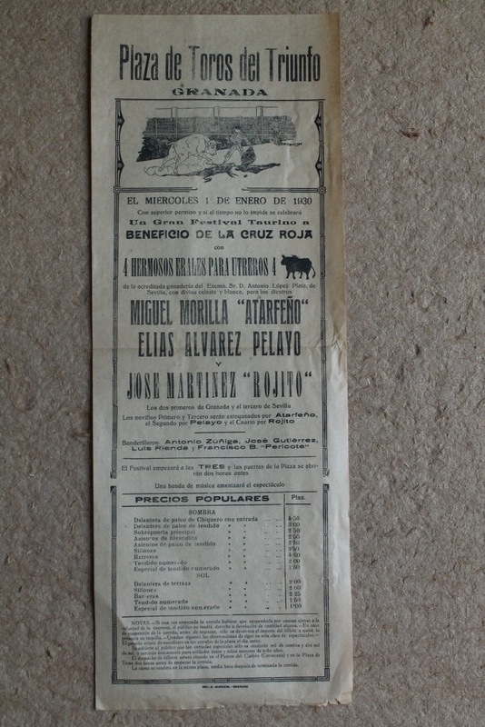 Cartel de toros de Granada. 1 de enero de 1930. Festival Taurino a beneficio de la Cruz Roja.
