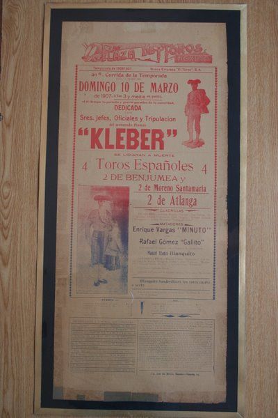 Cartel de toros de México.  Corrida dedicada a los Sres. Jefes, Oficiales y Tripulación del acorazado francés \"Kleber\". 1907.