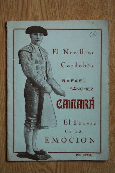 Rafael Sánchez Camará. Resumen de los juicios críticos publicados en los diarios madrileños con motivo de la presentación de dicho diestro en la plaza de toros de Madrid, el día 26 de agosto de 1928.